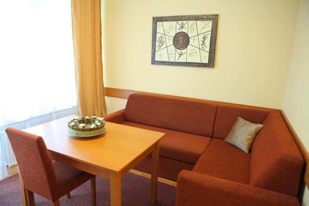 Hotel Napsugar Hévíz Екстериор снимка