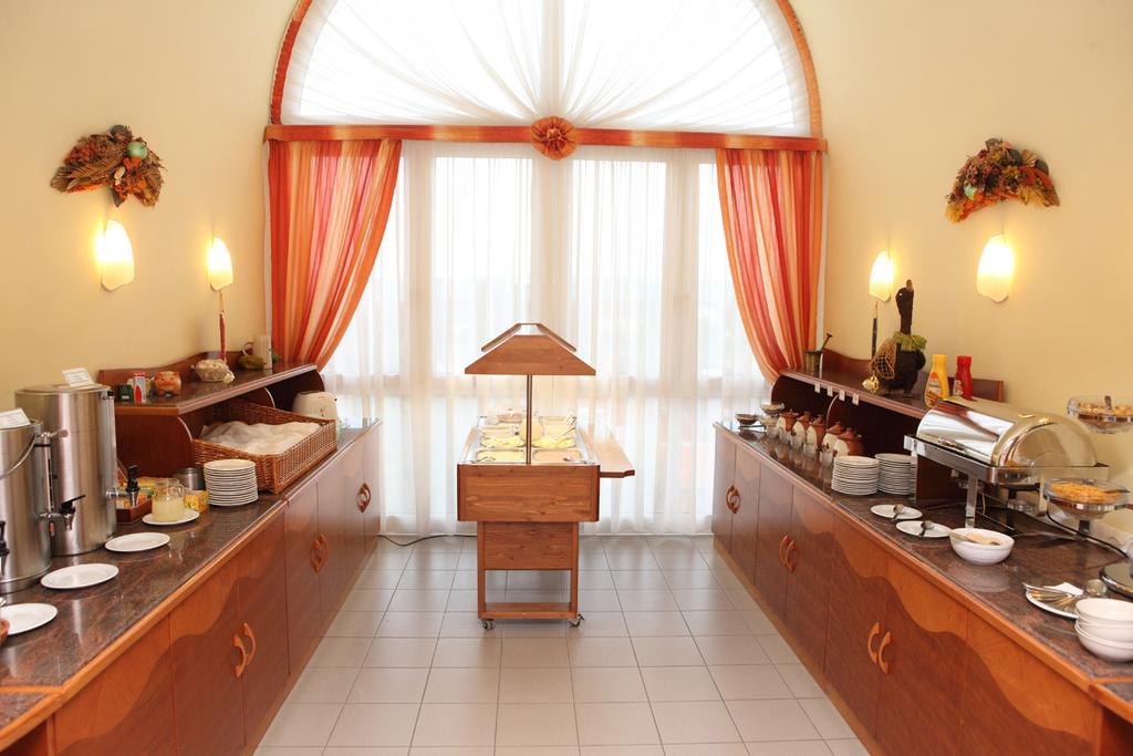Hotel Napsugar Hévíz Екстериор снимка